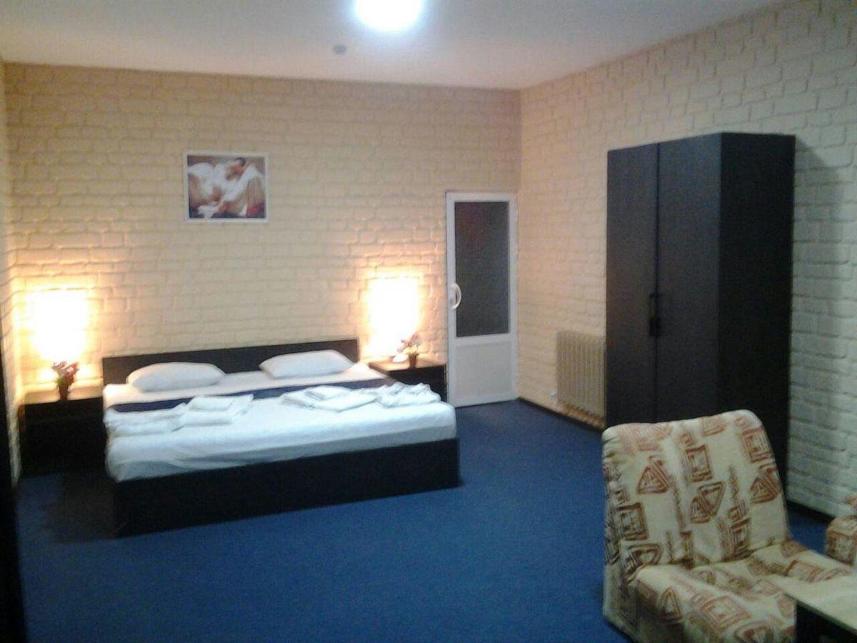 Minor Hotel Tashkent Ngoại thất bức ảnh