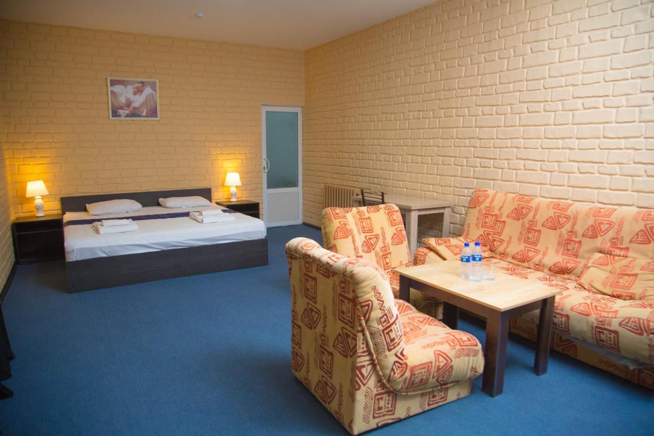 Minor Hotel Tashkent Ngoại thất bức ảnh