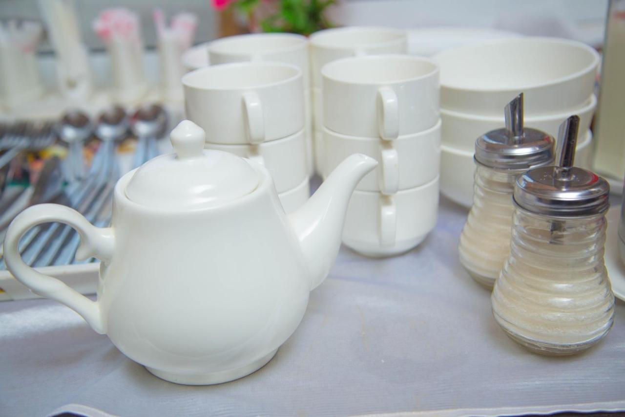 Minor Hotel Tashkent Ngoại thất bức ảnh